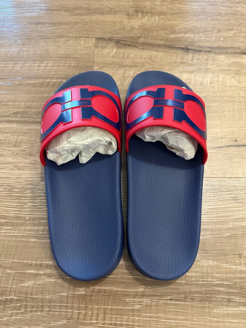 Salvatore Ferragamo Navy & Red Logo Slide Slides